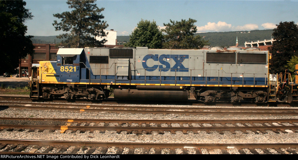 CSX 8521
